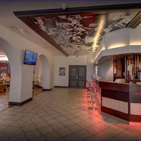 Hotel Plaza